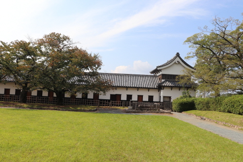 후쿠오카성 서편의 옛 무기고 건물