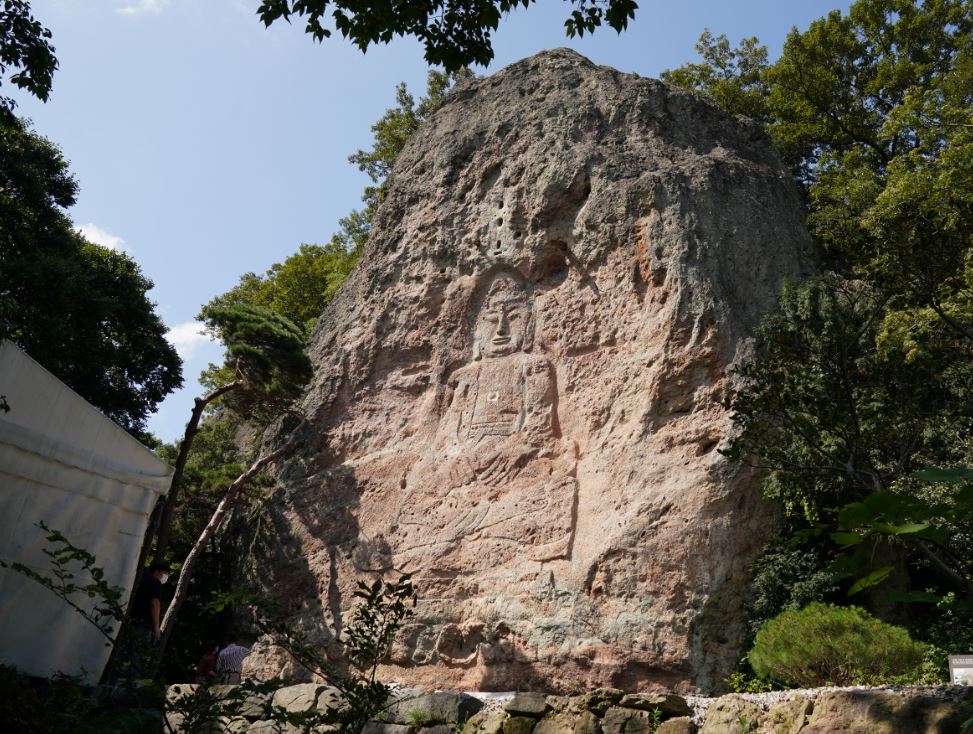 선운사 도솔암 마애불. 사진제공 오근식