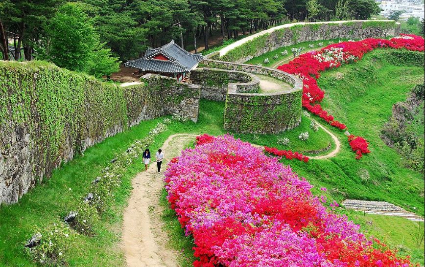 고창 모양성.  출처 위키피디아